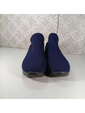 Unbranded Navy Blue Knit Shoes Size 37 (US7). Clog Like Shoe Slip On